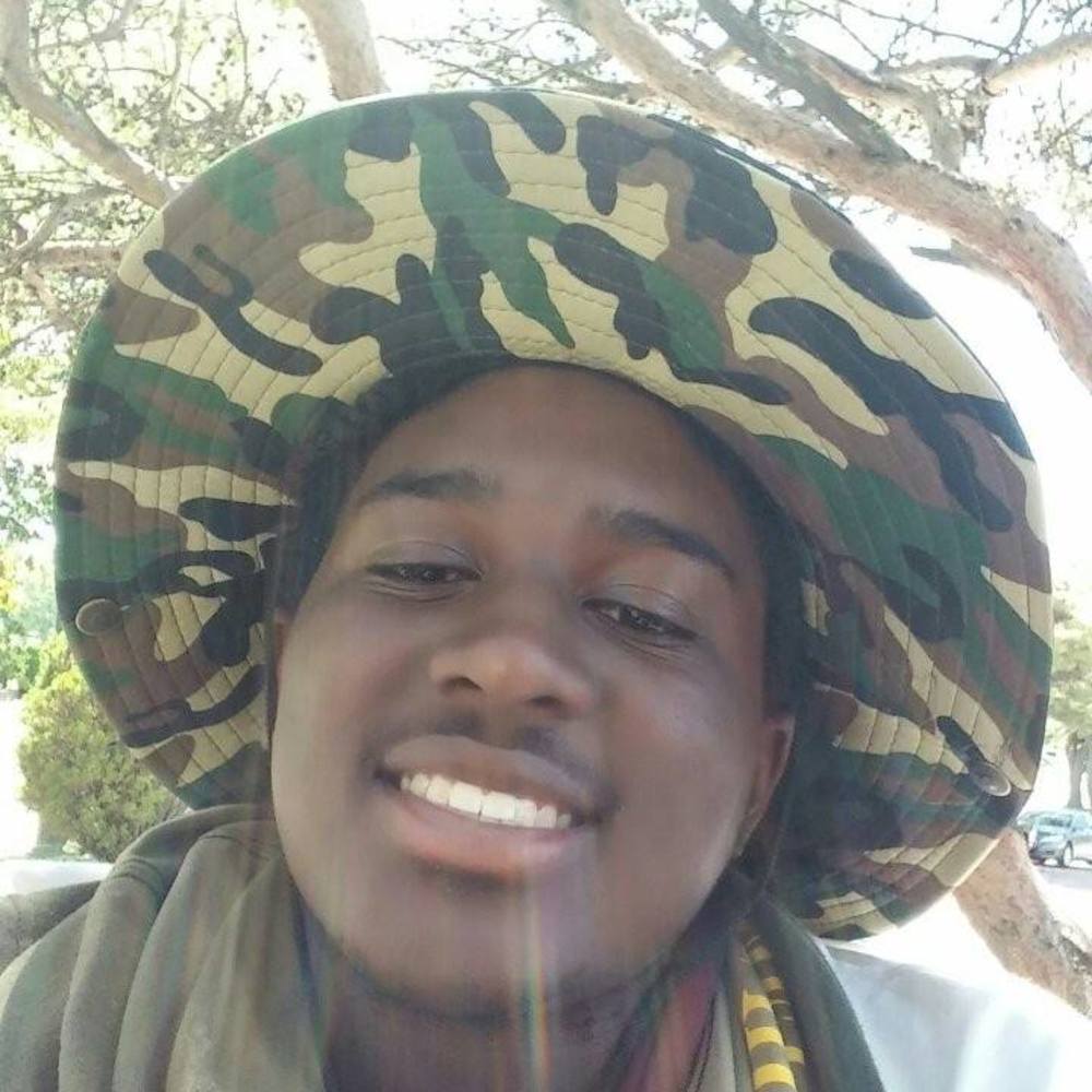 Meet your Posher, Mel